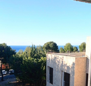 BLEU CASSIS-VINTAGE -3 Ch- Magnifique vue mer- Parking gratuit et Jardin